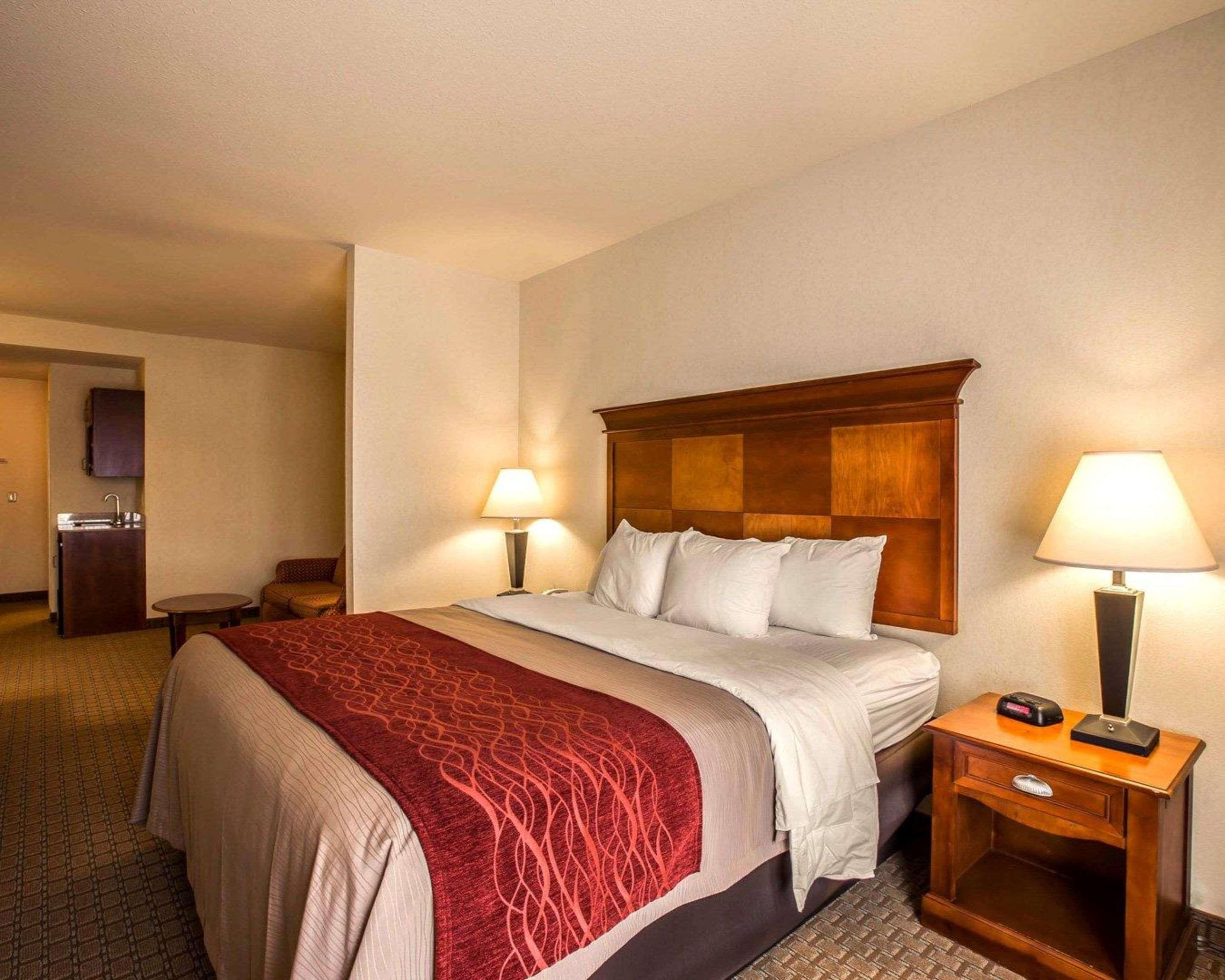 Comfort Inn & Suites Rogersville Экстерьер фото