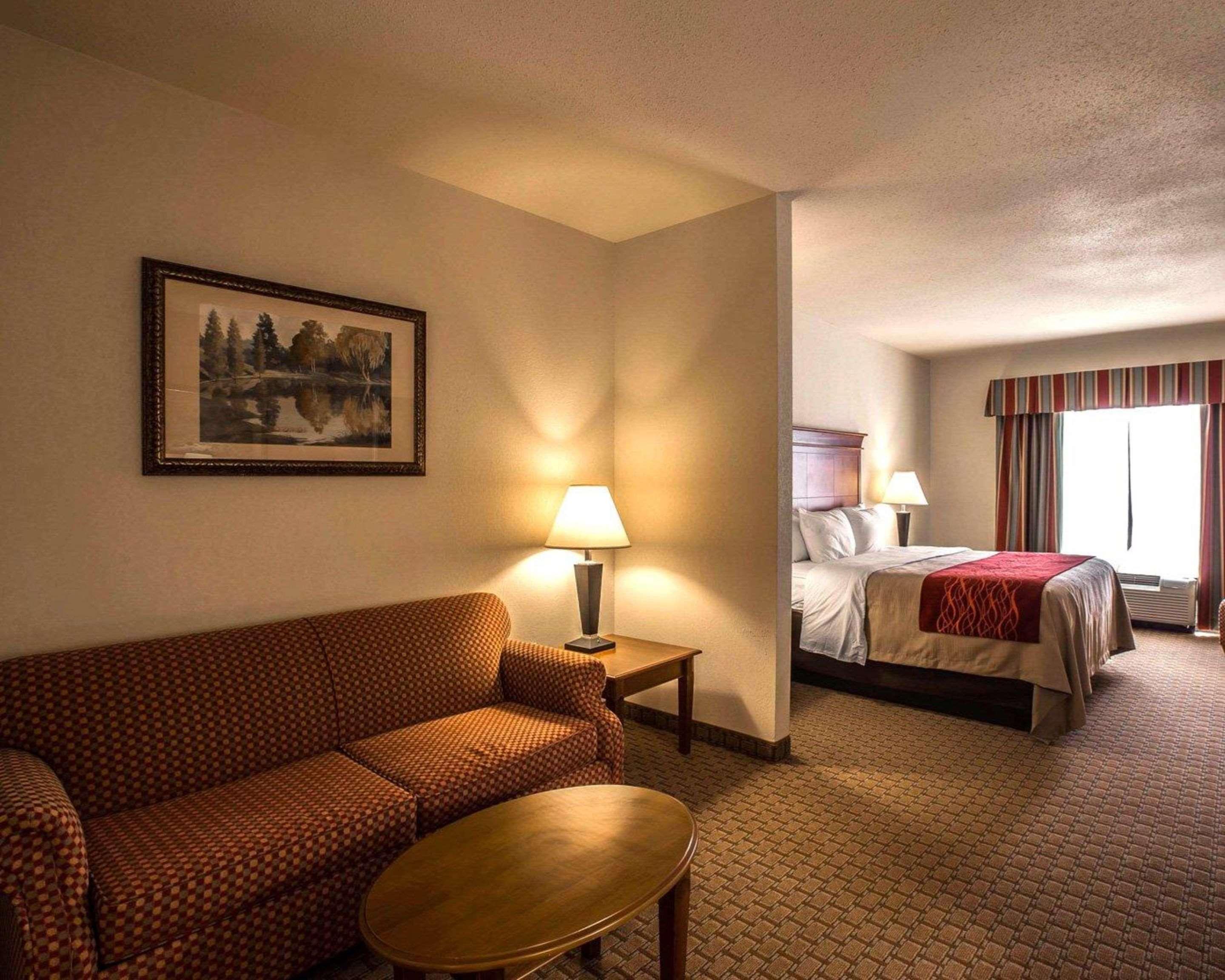 Comfort Inn & Suites Rogersville Экстерьер фото
