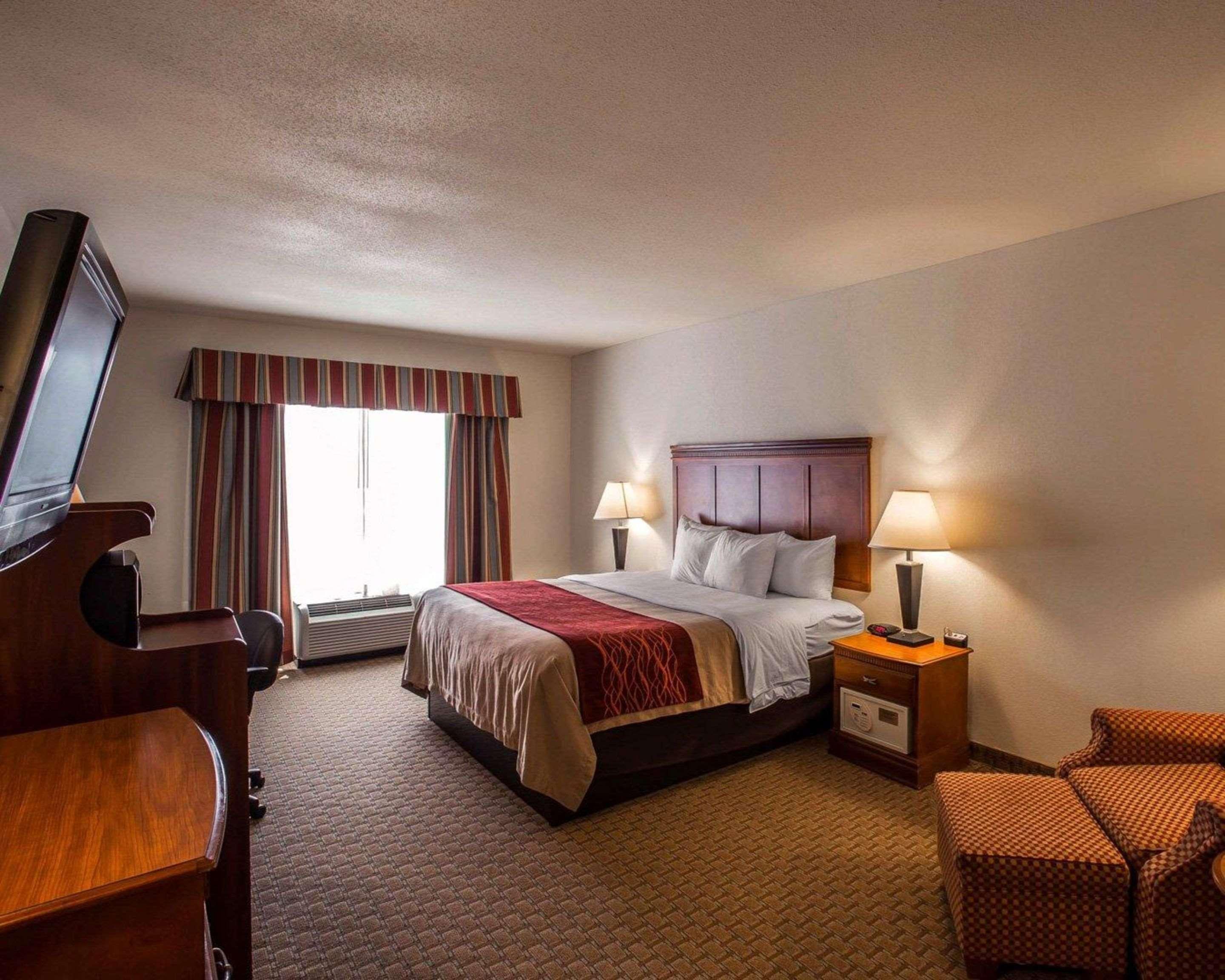 Comfort Inn & Suites Rogersville Экстерьер фото