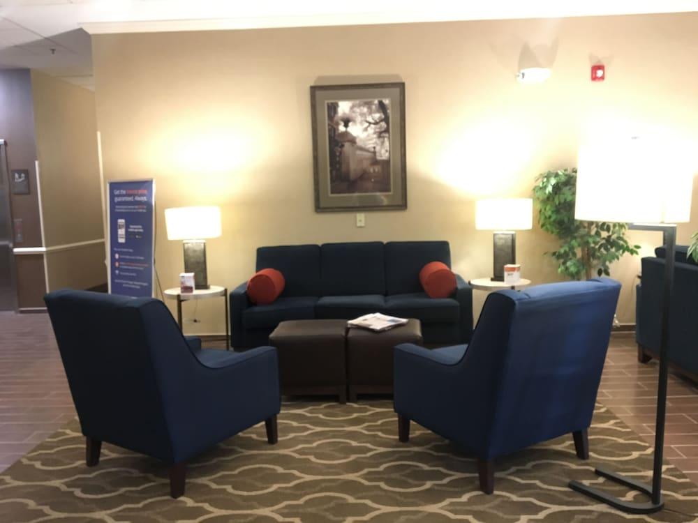 Comfort Inn & Suites Rogersville Экстерьер фото